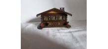 Chalet souvenir ancien boîte à musique 