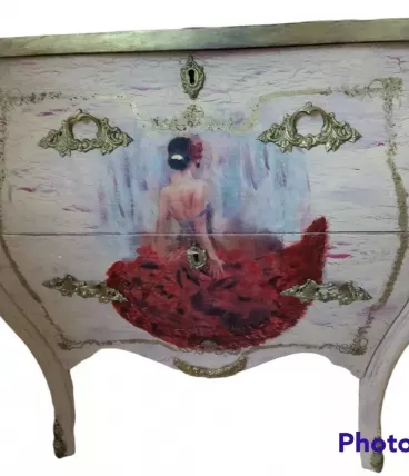 Commode galbée Louis vx 