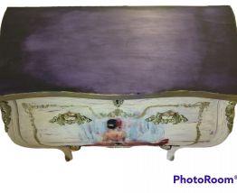 Commode galbée Louis vx 