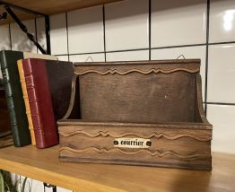  Boîte à courrier ancienne 