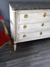 Commode Louis Philippe patinée