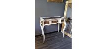 Bureau patiné style Louis XV