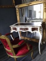 Bureau patiné style Louis XV