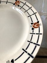 Plat en faïence de Saint Amand