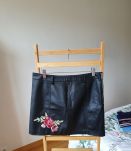 Magnifique jupe similicuir taille 38