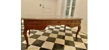 Bureau table 