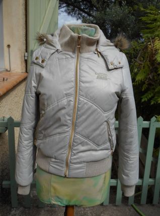 DOUDOUNE AIRNESS STYLE PUMA QUASI NEUF. T L OU M GRIS PALE 