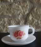 6 tasses et leurs soucoupes, Arcopal vintage des années 70
