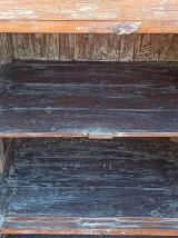 Meuble de rangement en bois ancien