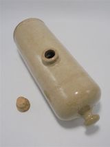 Ancienne bouillotte en grès