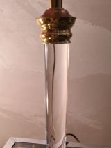 lampe pied acrilique  1950 a 70  trace sur pied  chrome  or 