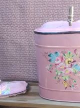 Fontaine à eau murale en tôle émaillée (décor floral)