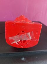 TIRELIRE TEDDY L'OURSON PLASTIQUE DUR ROUGE. ANNEE 50/60