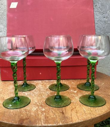 12 Verres à Vin d'Alsace -Cristallerie de Vannes-le-Châtel