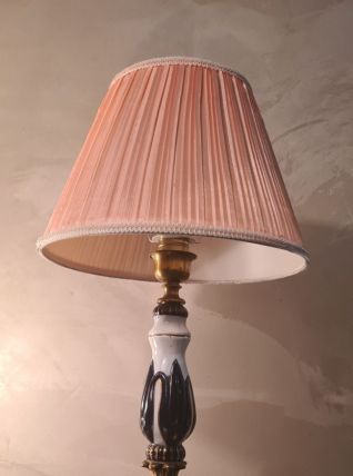lampe pied ceramique et bronze  , abat  jour plissé vieux ro