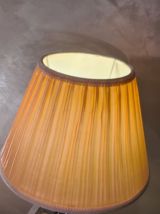 lampe pied ceramique et bronze  , abat  jour plissé vieux ro