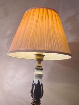 lampe pied ceramique et bronze  , abat  jour plissé vieux ro