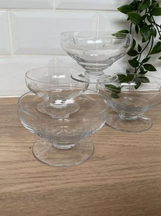 Set de 4 coupes verre taillé