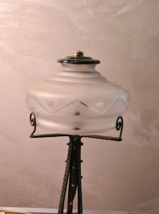 lampe  art deco   33x15  tres belle patine  et abat jour  en