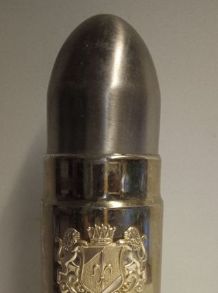 Distributeur de cigarettes / Cigarette Dispenser