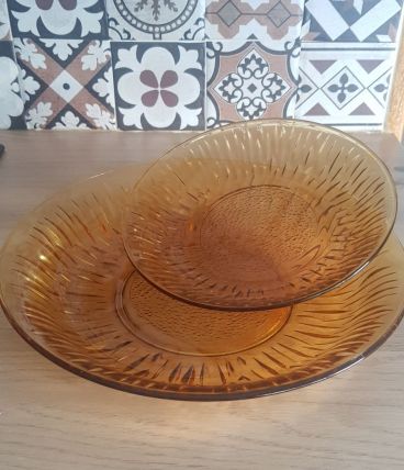 Assiettes et saladier vintage