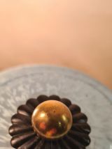  fer forgé  boule bleu en opaline clichy moucheté de blanc35