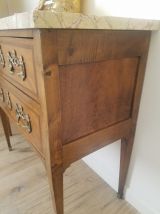Jolie petite commode 2 tiroirs  