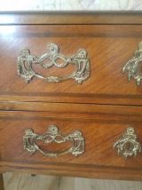 Jolie petite commode 2 tiroirs  