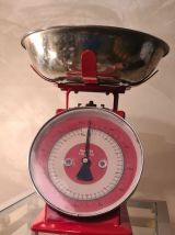 Balance ancienne  1975 a 80  Dimensions 20cms de l, 32cms de