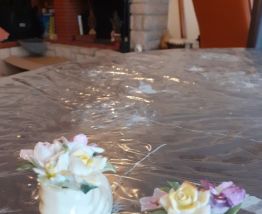 porcelaines vase + botte fleuries "bone china" made in engla