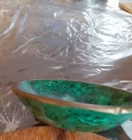 Coupelle asiatique en malachite et laiton doré