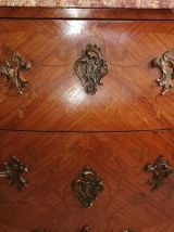 Commode en véritable bois de rose