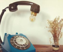 lampe téléphone