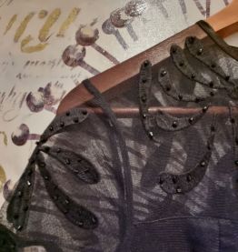 Robe soirée Dentelle et Plumes