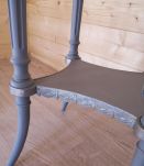 Sellette de style louis XVI peinte en gris et patinée 