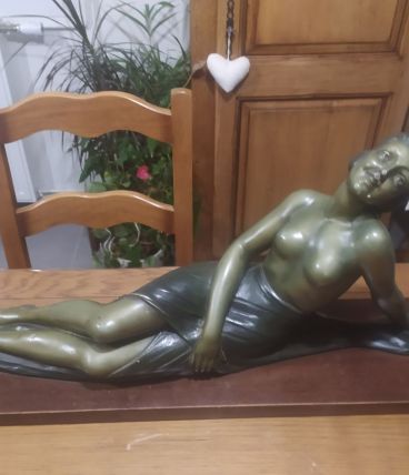 Buste de femme années 50