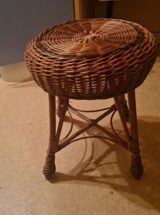 Tabouret en osier et rotin artisanal