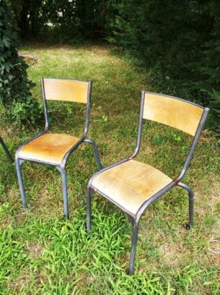 26 Chaises d'écolier 
