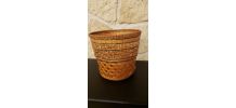 Corbeille ou cache pot en rotin