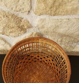 Corbeille ou cache pot en rotin