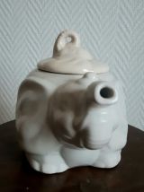 Théière vintage éléphant en céramique