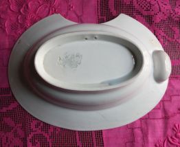 Plat à barbe en porcelaine blanche