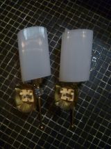PAIRE D'APPLIQUES VINTAGE EN PLASTIQUE D'EPOQUE et laiton CO