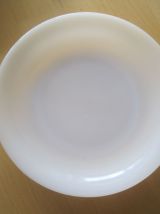 8 assiettes a desserts en Arcopla France  blanche vintage