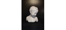 buste jeune fille en plâtre