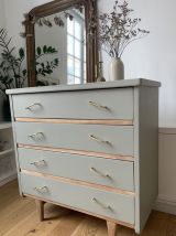 Commode vintage