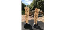 2 sculptures en résine du pêcheur et ses poissons sur socle 