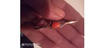 broche vintage en or massif et corail 