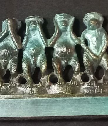 Très belle miniature des singes de la sagesse 