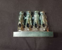 Très belle miniature des singes de la sagesse 